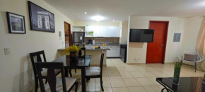 San Salvador Mountain & City Views Apartment